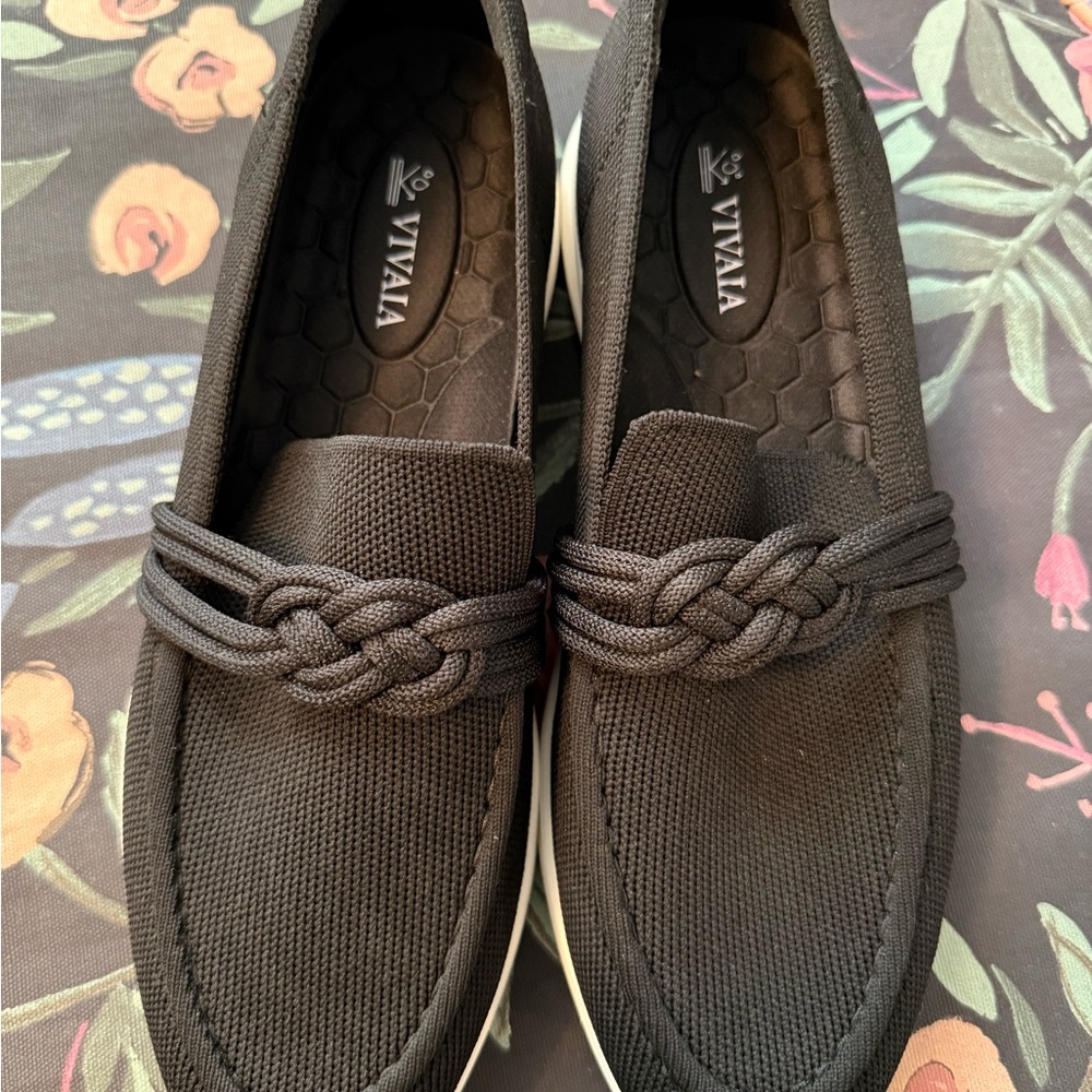 Vivaia Walker Pro Knot Hybrid Penny Loafers. Black, Women’s size 41.5
